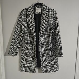 American Eagle Outfitters Black and White Trench Coat